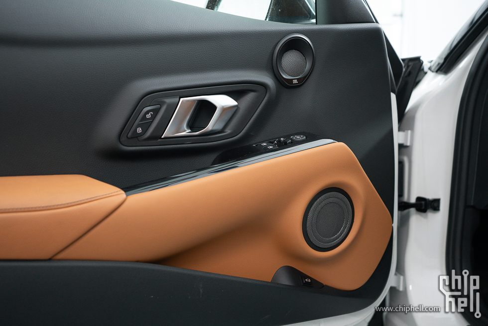 Driver_Door
