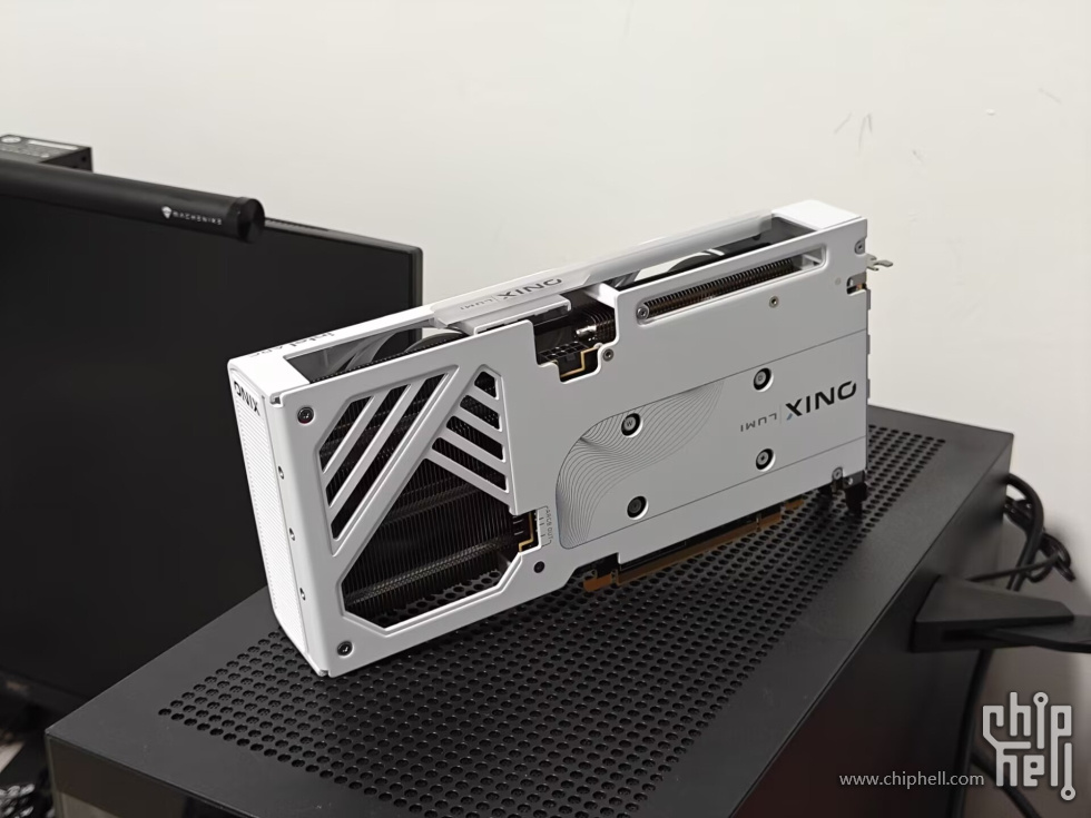 2F507373E33496FED6C16E01985E9DD6.jpg