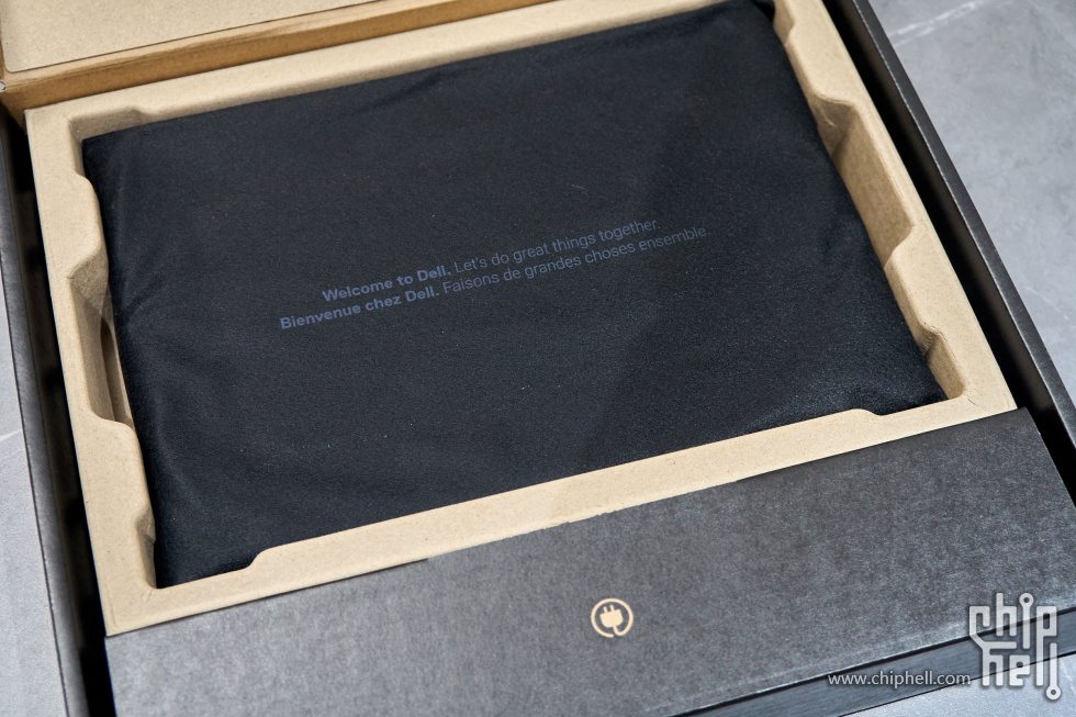 25-03-18_dell-pro-14-premium-unbox_DSC00592.jpg