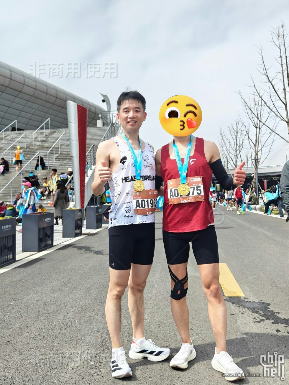 合影.jpg