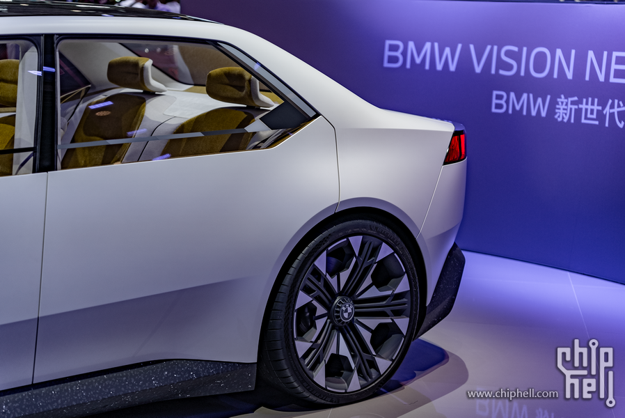 BMW08.png