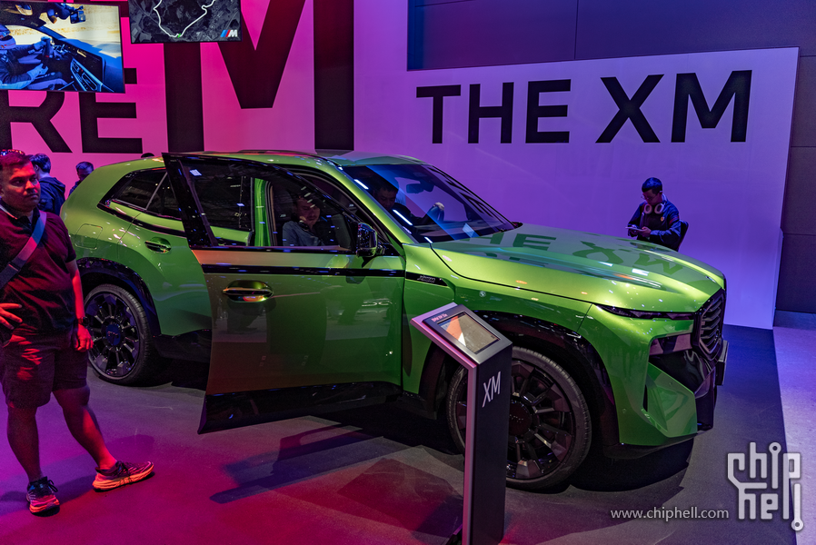 BMW13.png