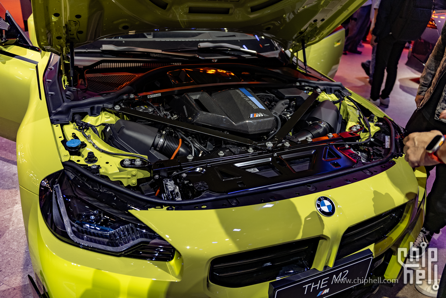 BMW28.png