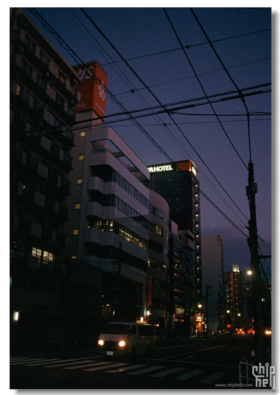 20250416 东京浅草寺富士山_全能400_宾得17 21-2.jpg