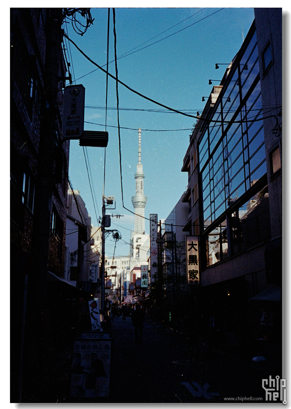 20250416 东京浅草寺富士山_全能400_宾得17 17-2.jpg