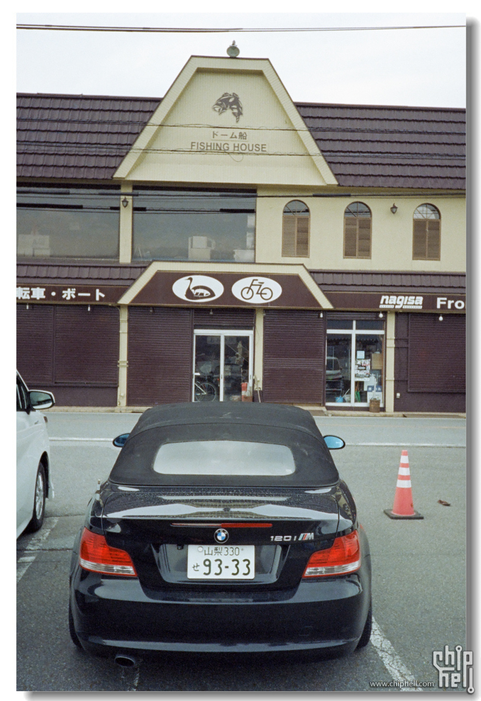 000052110015-2.jpg
