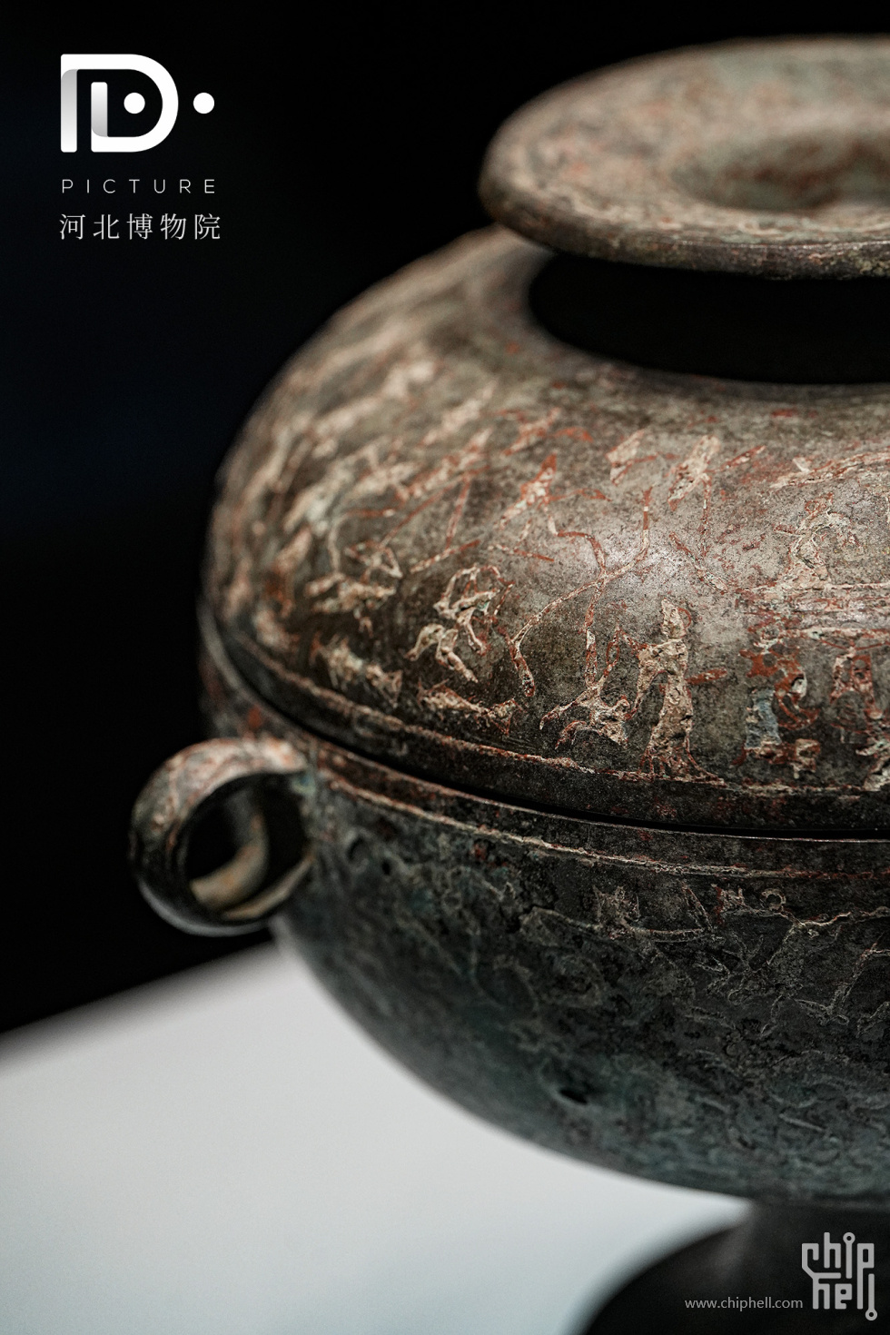 狩猎宴乐图铜盖豆.JPG