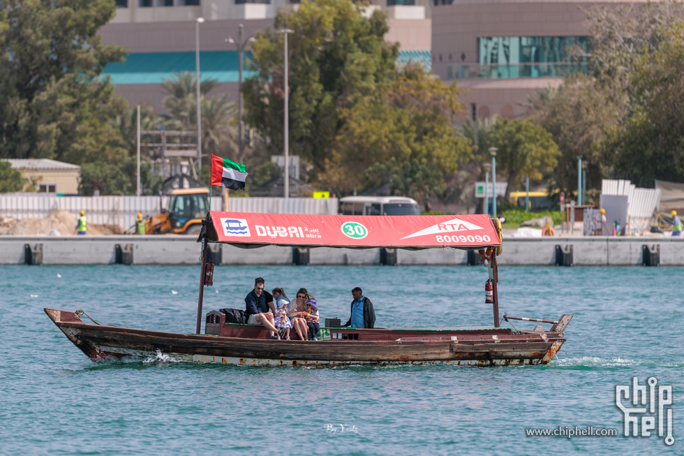 R1_L7981.jpg