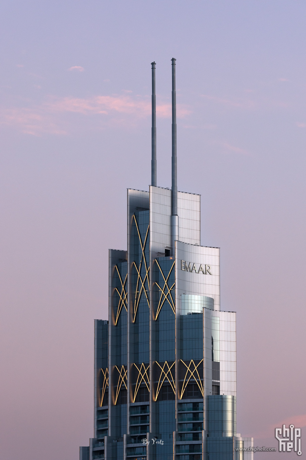 R1_L8316.jpg
