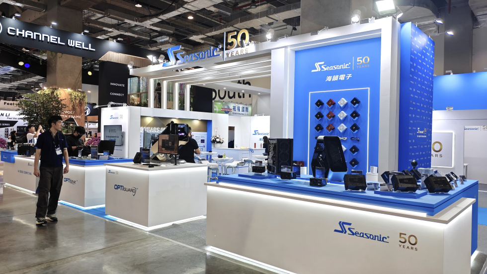computex2025-seasonic-min.jpg