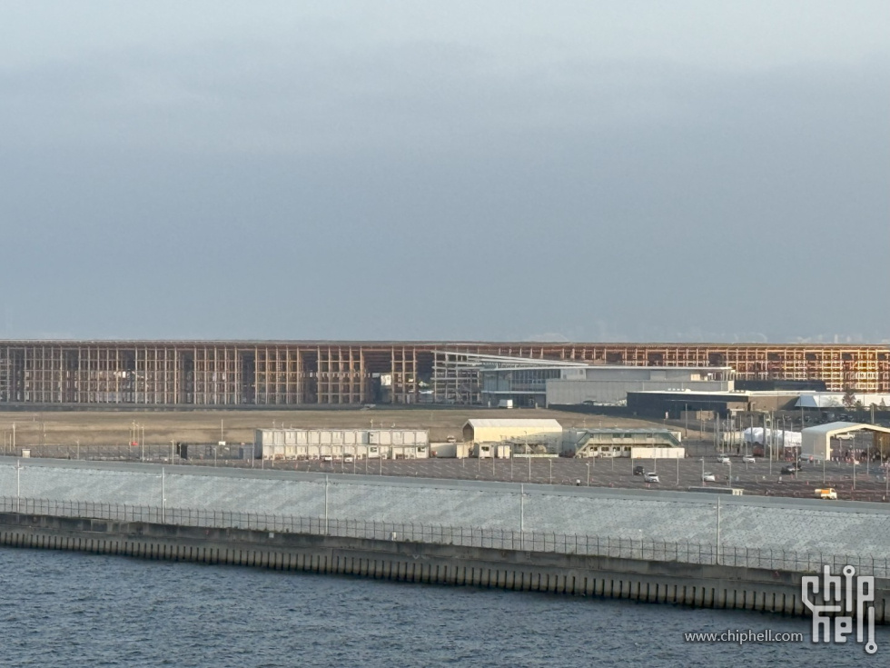 156.jpg