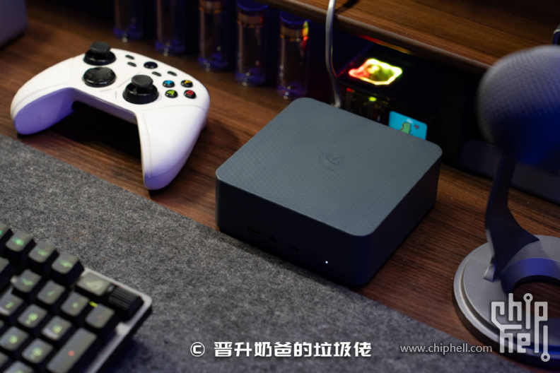拒绝工位桌面拥挤，轻办公神器，零刻EQR7 mini主机215.png