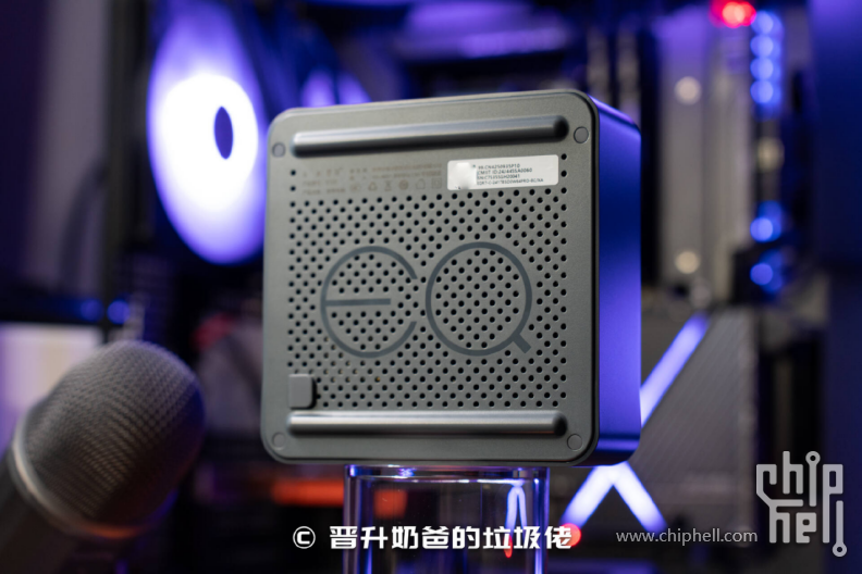 拒绝工位桌面拥挤，轻办公神器，零刻EQR7 mini主机902.png