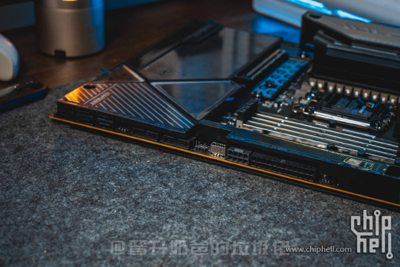 纯黑装机向夜晚致敬，华硕GT302 索泰5070Ti AMP iGame Z890火神2569.png