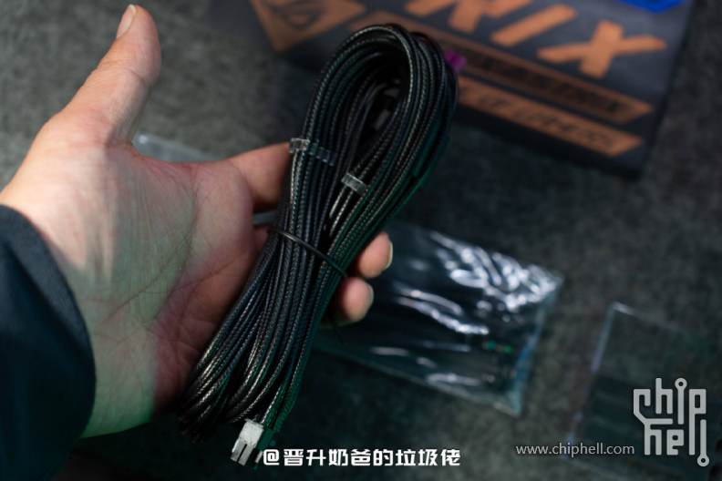 纯黑装机向夜晚致敬，华硕GT302 索泰5070Ti AMP iGame Z890火神4131.png