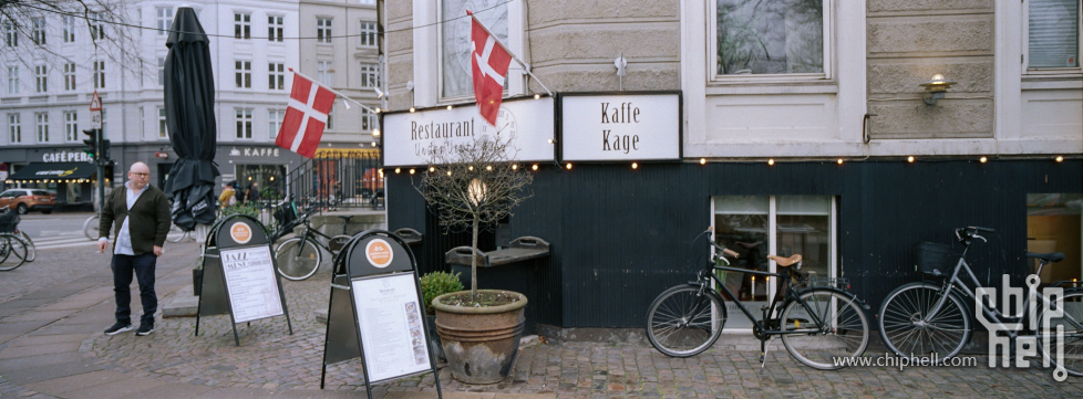 202002_03_xpan_Portra800_16.jpg