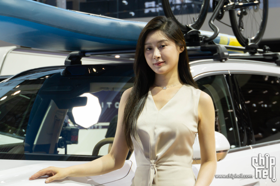 DSC08249_Lr.jpg