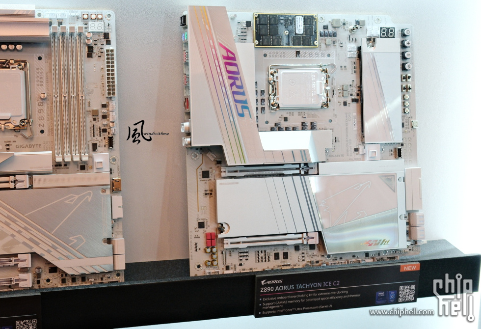 08-AORUS2.jpg