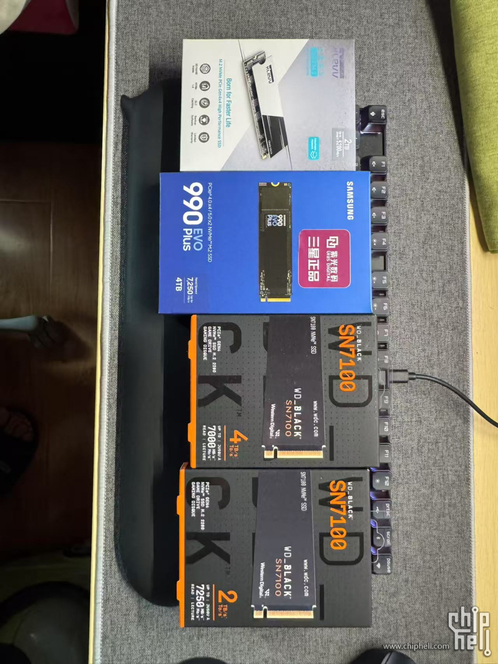 SSD222.jpg