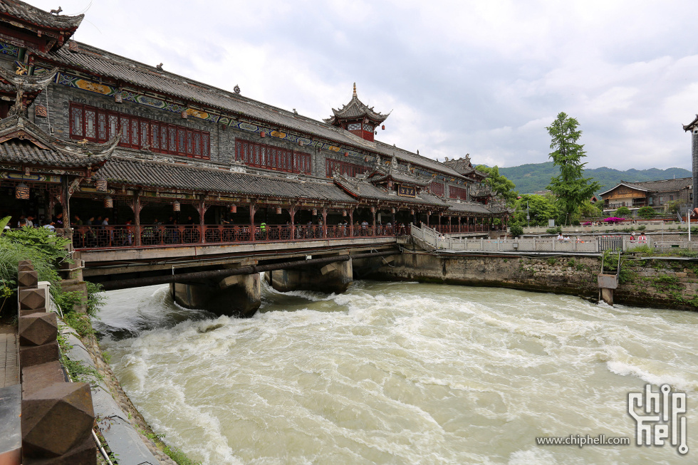 都江堰1.jpg