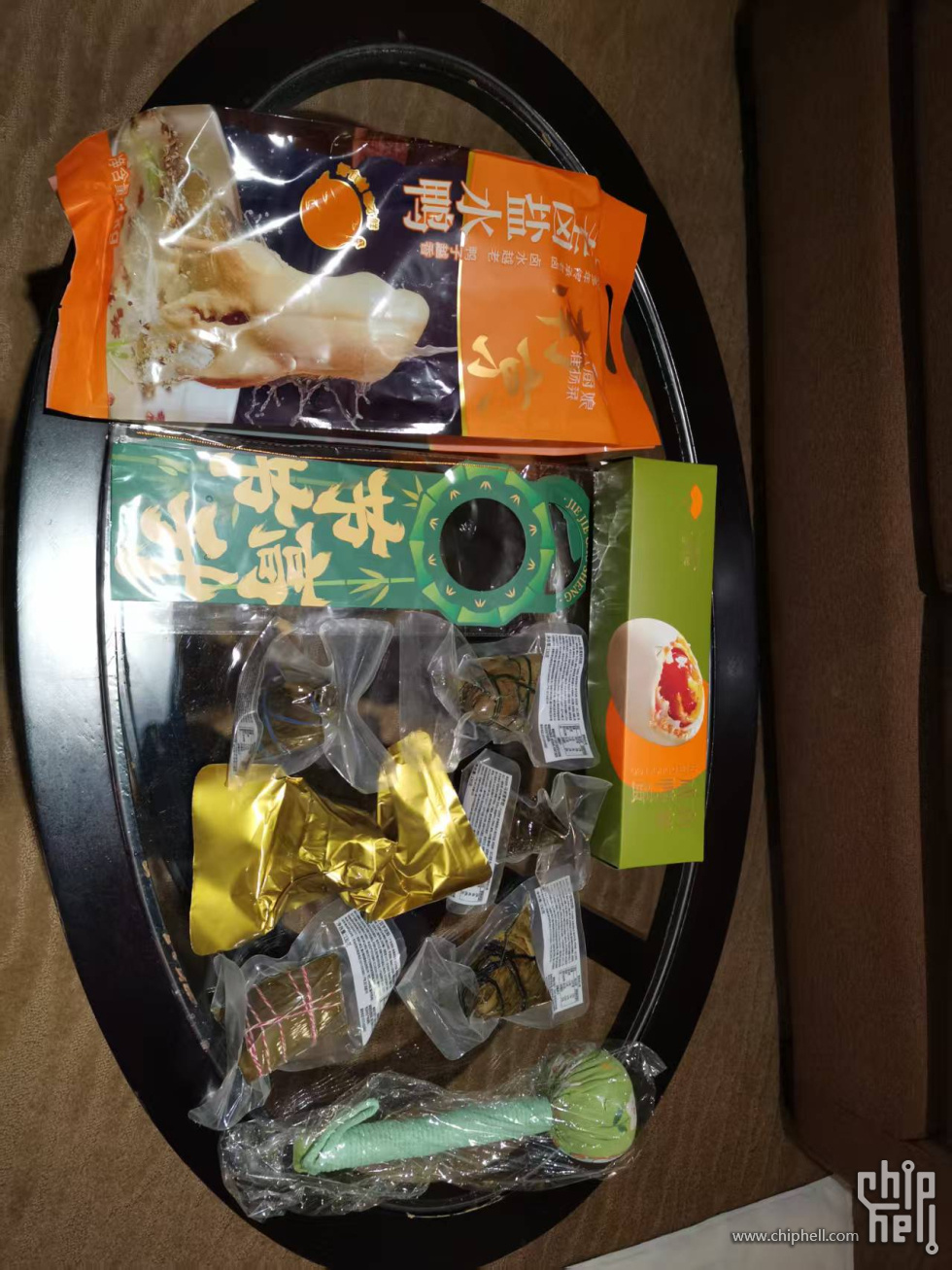 盐水鸭要放小冰箱里保鲜，不然天气热，一下就坏了