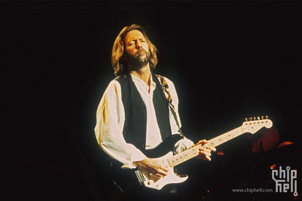 Eric-Clapton-Royal-Albert-Hall-1991-credit-Carl-Studna.jpg