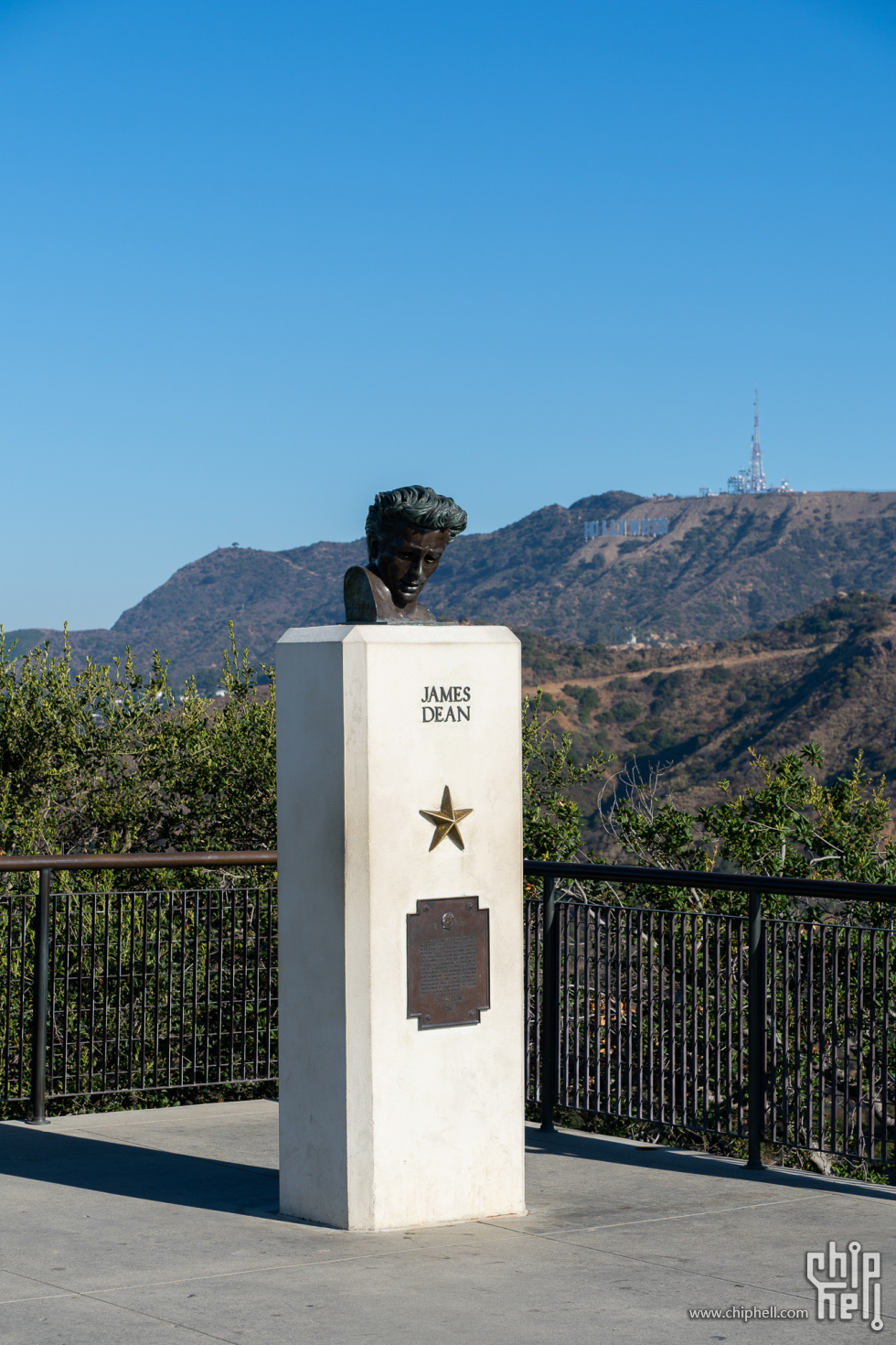 H1T09097.jpg