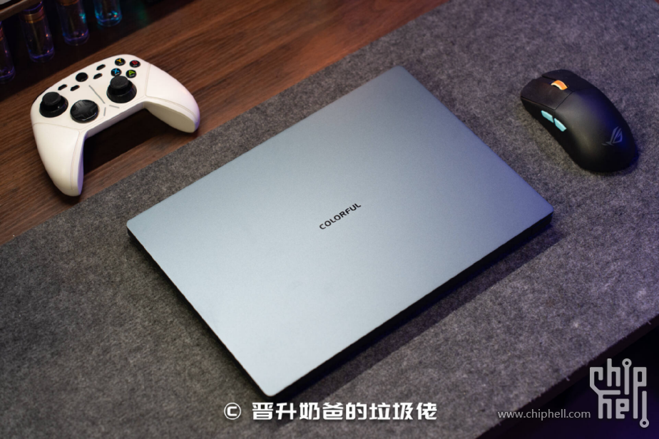 1.6kg RTX5070，轻薄全能本进入3A时代_七彩虹源N14 AIPC 2025563.png