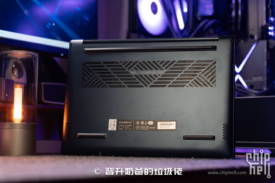 1.6kg RTX5070，轻薄全能本进入3A时代_七彩虹源N14 AIPC 20251232.png