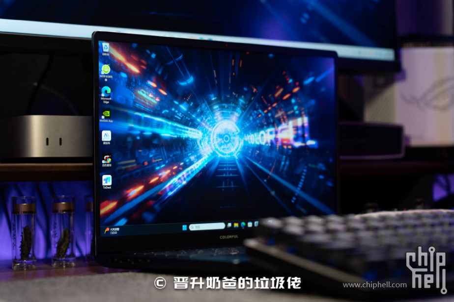 1.6kg RTX5070，轻薄全能本进入3A时代_七彩虹源N14 AIPC 20251357.png