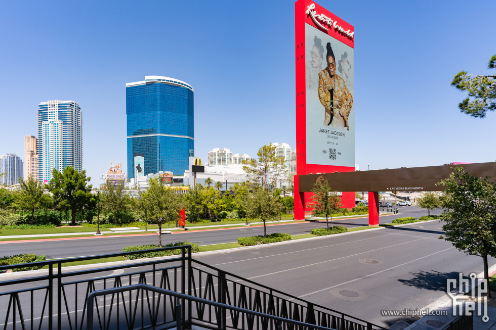 H1T07487.jpg