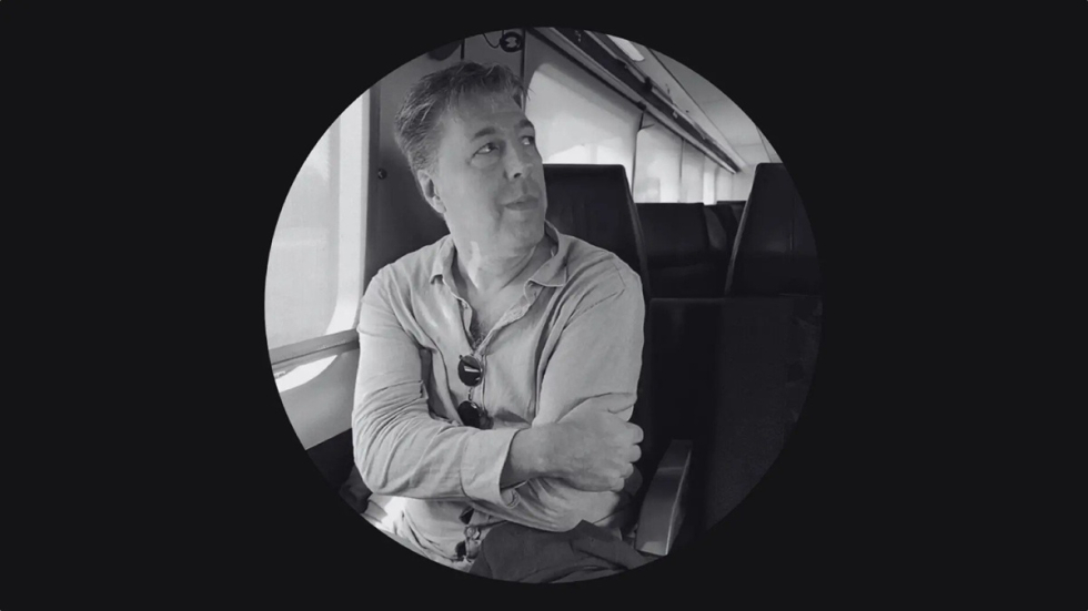 Julian_LeFay_D.jpg