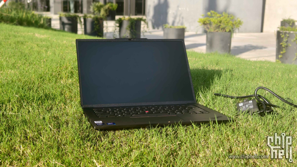Thinkpad T14P gen2-05.jpg