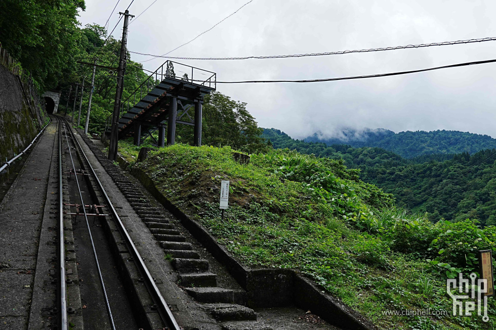 DSC01213-min.jpg