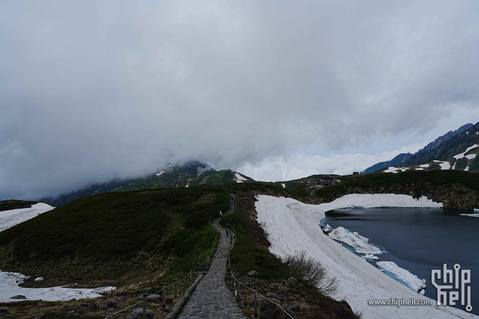 DSC01495-min.jpg