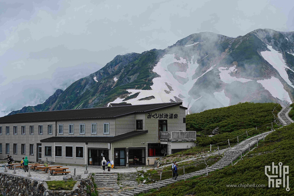 DSC01504-min.jpg