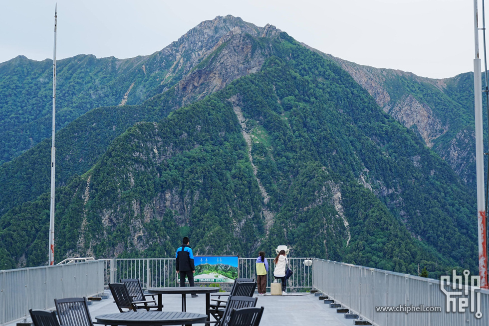 DSC01689-min.jpg