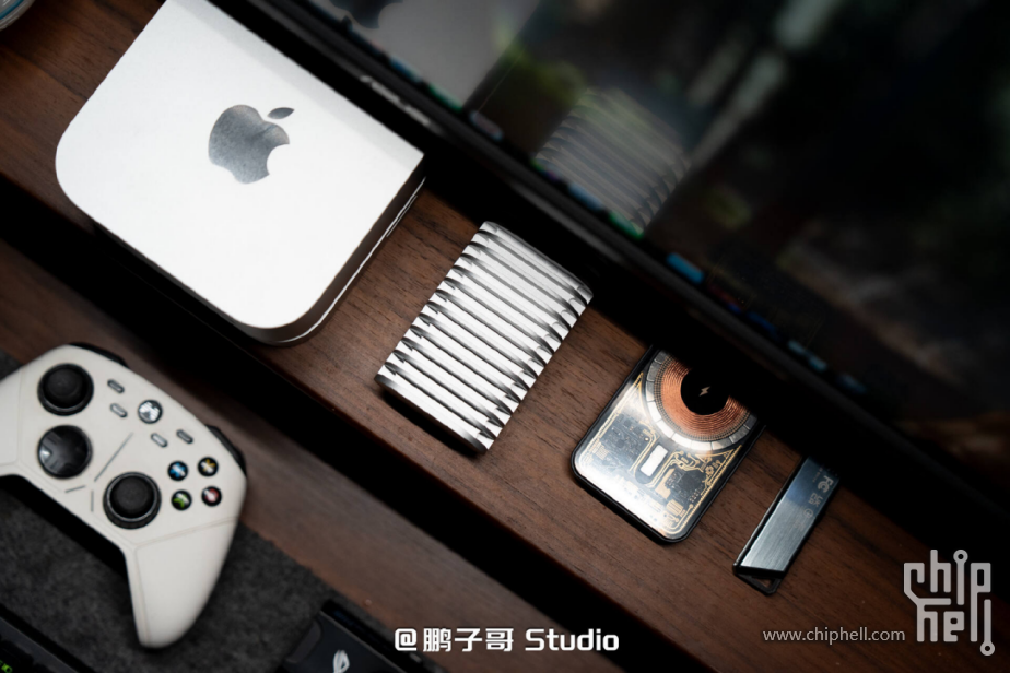 4GB_s！全民自媒体时代的好搭子_铁威马D1 SSD PLUS硬盘盒2029.png