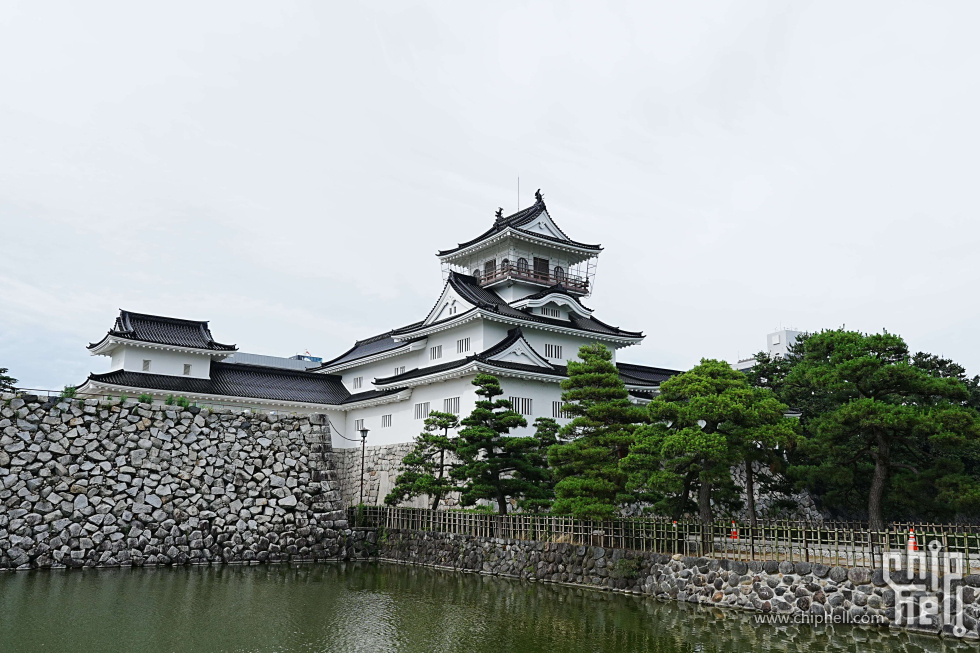 DSC01916-min.jpg