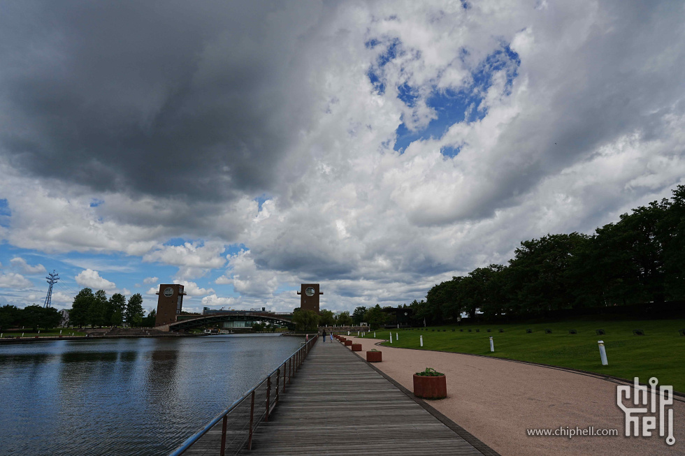 DSC01772-min.jpg