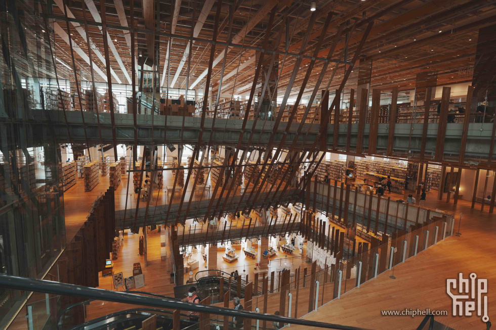 DSC01998-min.jpg
