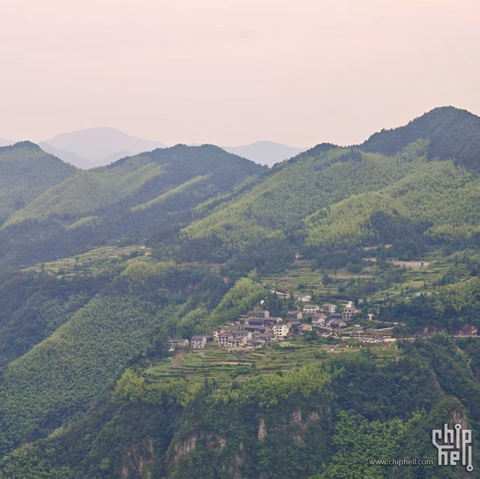 悬崖村.jpg