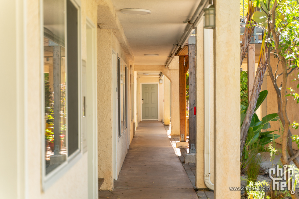 H1T08204.jpg