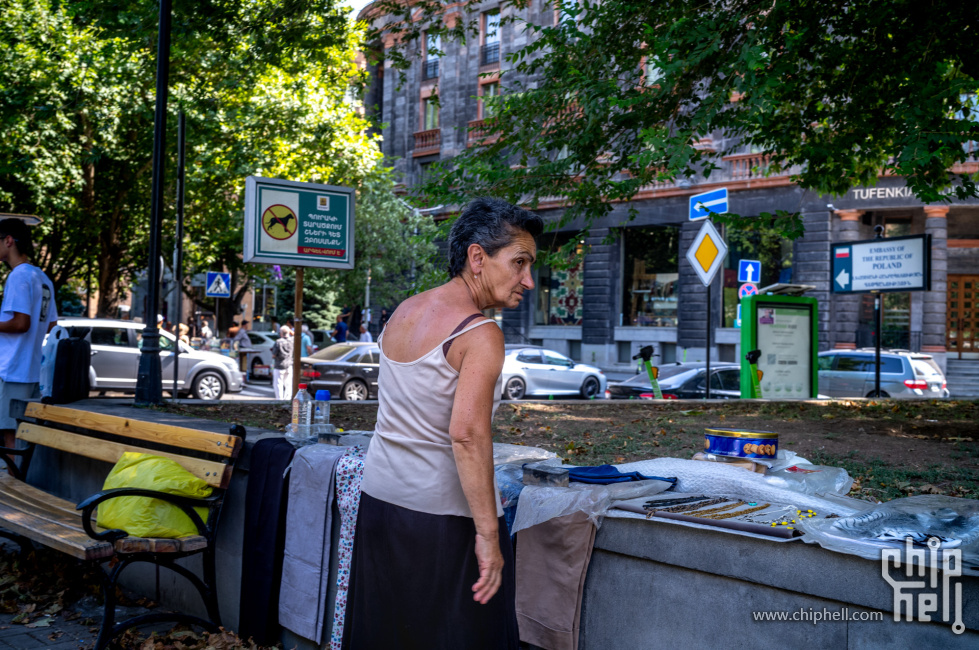 L1008590-2.jpg