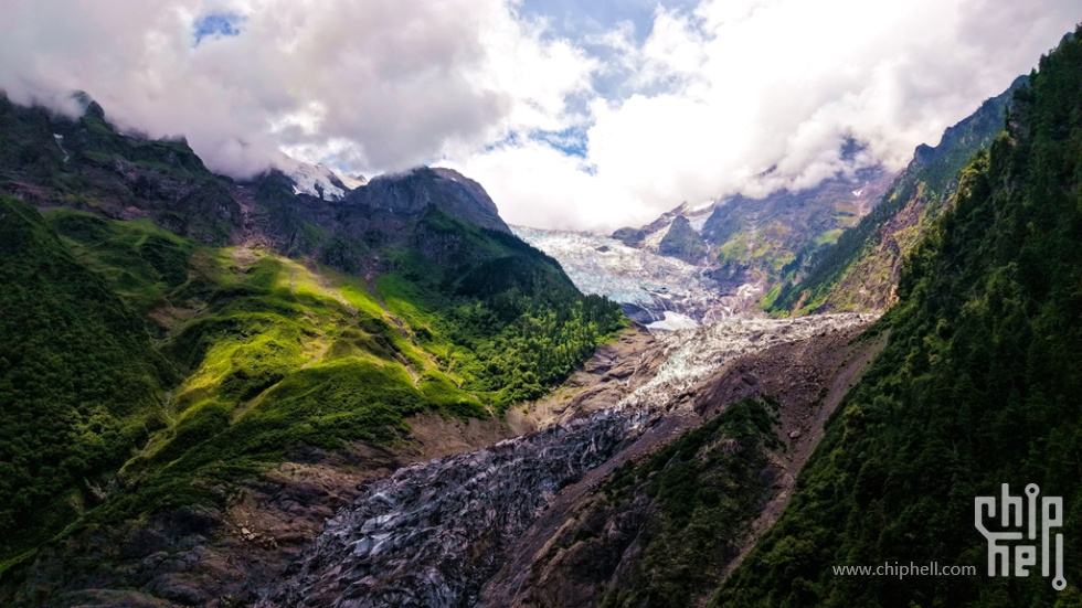 dji_fly_20250730_131450_0154_1753854386658_photo.jpg