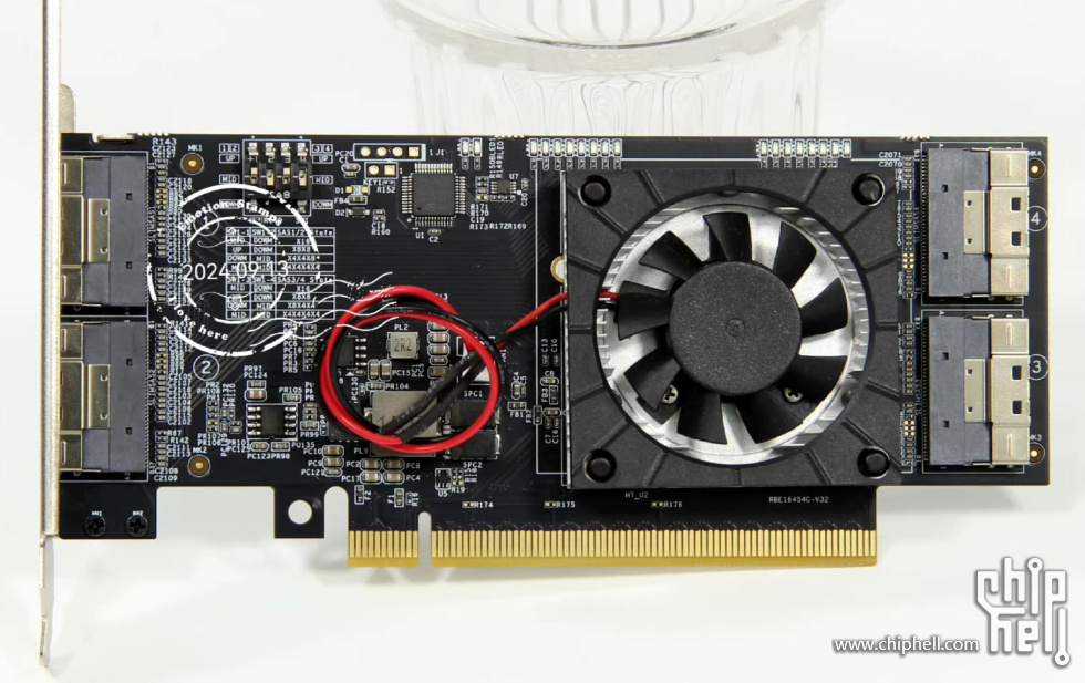 plx8748_2i2e.jpg