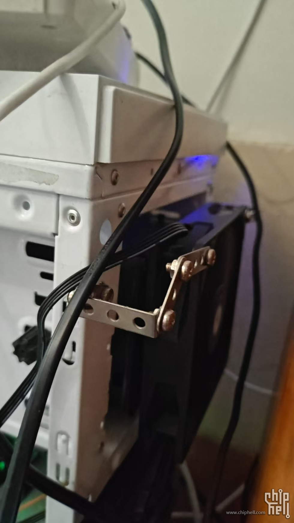default(1).jpg