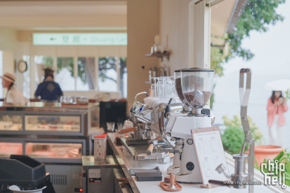 A7500632-lr4m.jpg