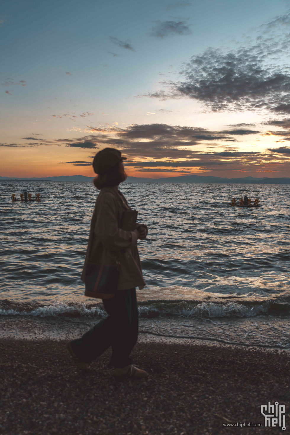A7500107-lr4m.jpg