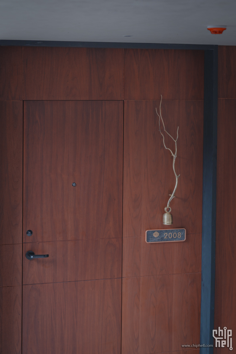 A7501308-lr4m.jpg